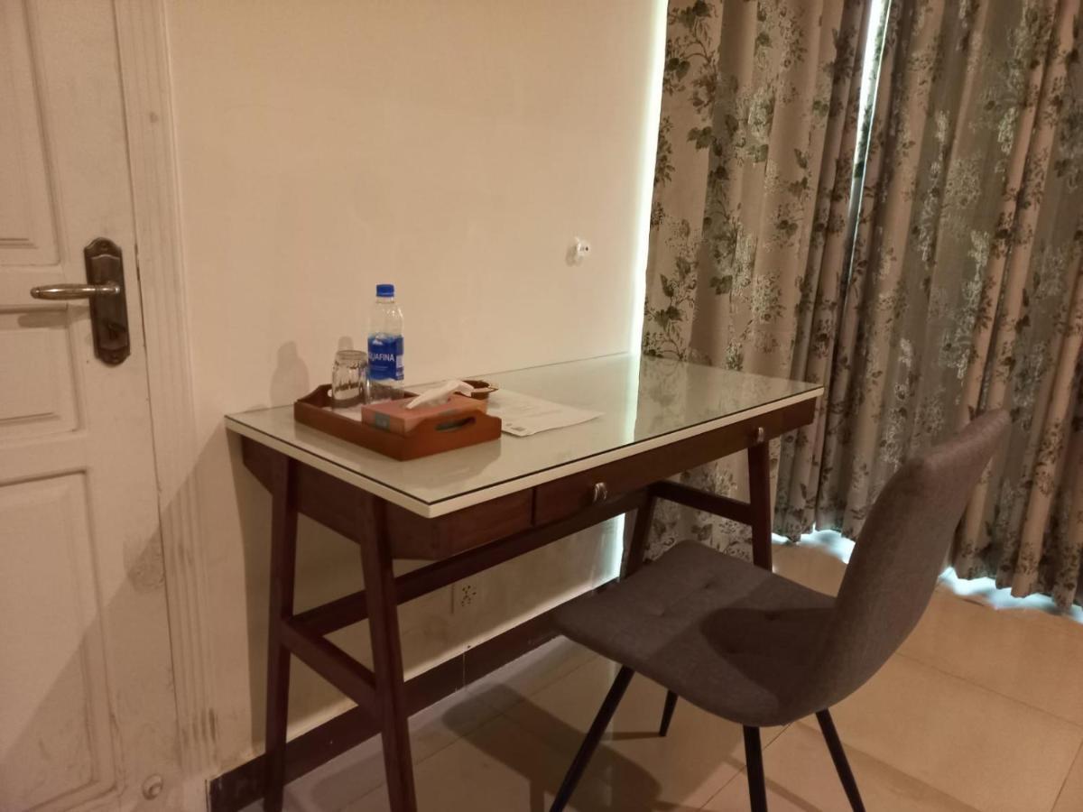 White House Residencia Hotel Rawalpindi Exterior photo